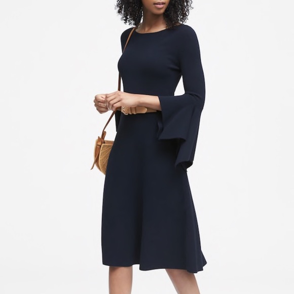 NWT Banana Republic Handkerchief Sleeve Dress - Picture 2 of 3